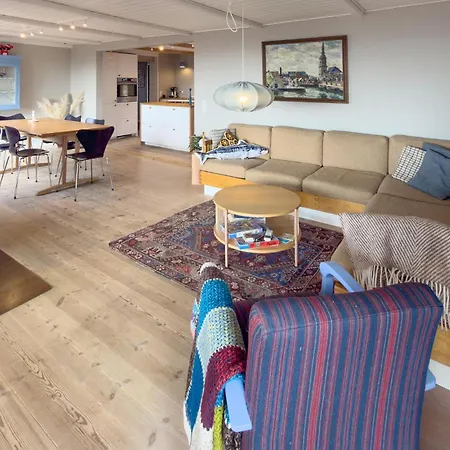 Feriehus Awesome In With House Sea View *