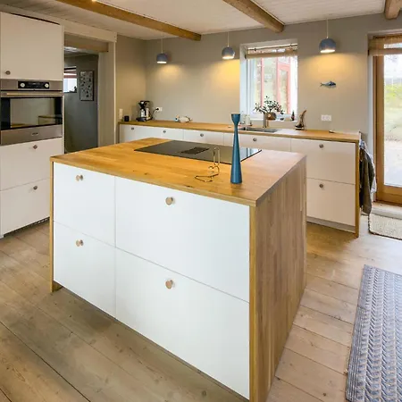 Feriehus Awesome In With House Sea View Knebel