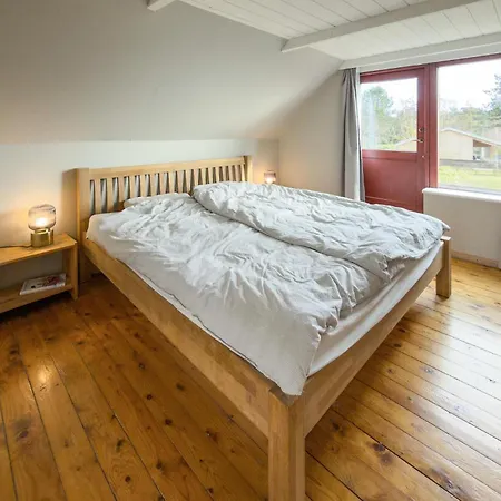 Feriehus Awesome In With House Sea View
