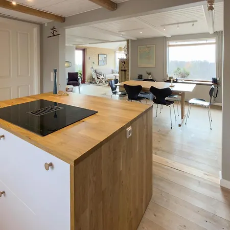 Awesome In With House Sea View Feriehus