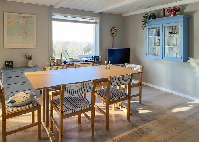 Awesome In With House Sea View Дом отдыха *